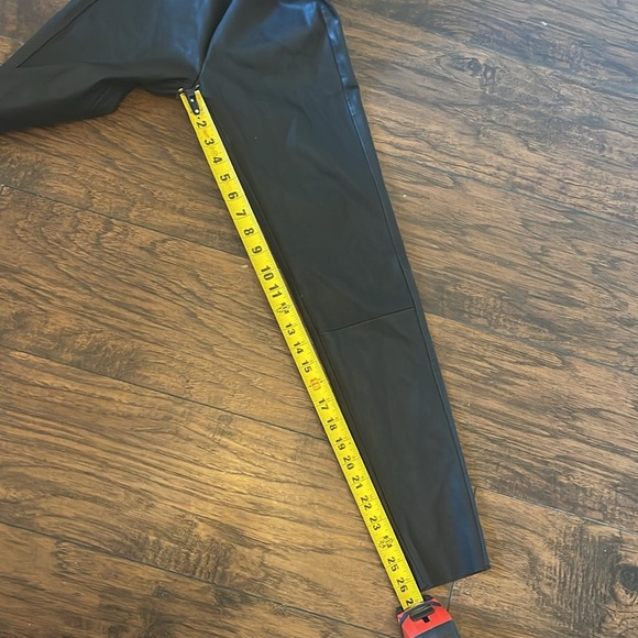 Lamarque  Leather Leggings SZ Small - Picture 12 of 12